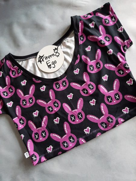 In Stock A8E Stitched Bunnies cropped tee - M -- 296503196444