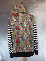 In Stock Alice in Zombieland Hoodie M -- 296551192367