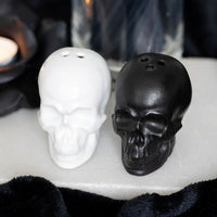 Skull Salt N Pepper Shakers
